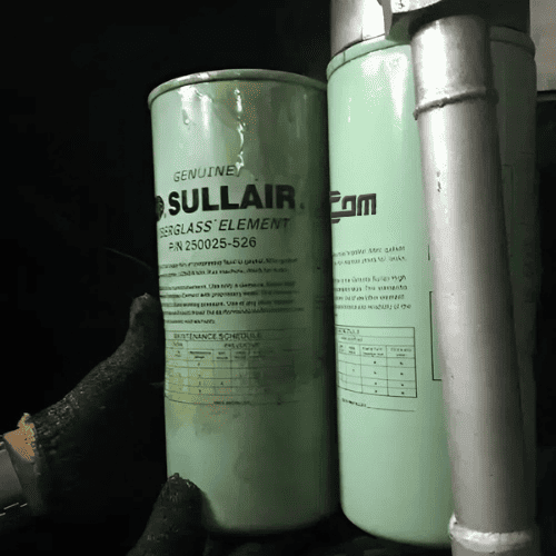 Thay lọc dầu ACCOM UNI cho máy nén khí Sullair